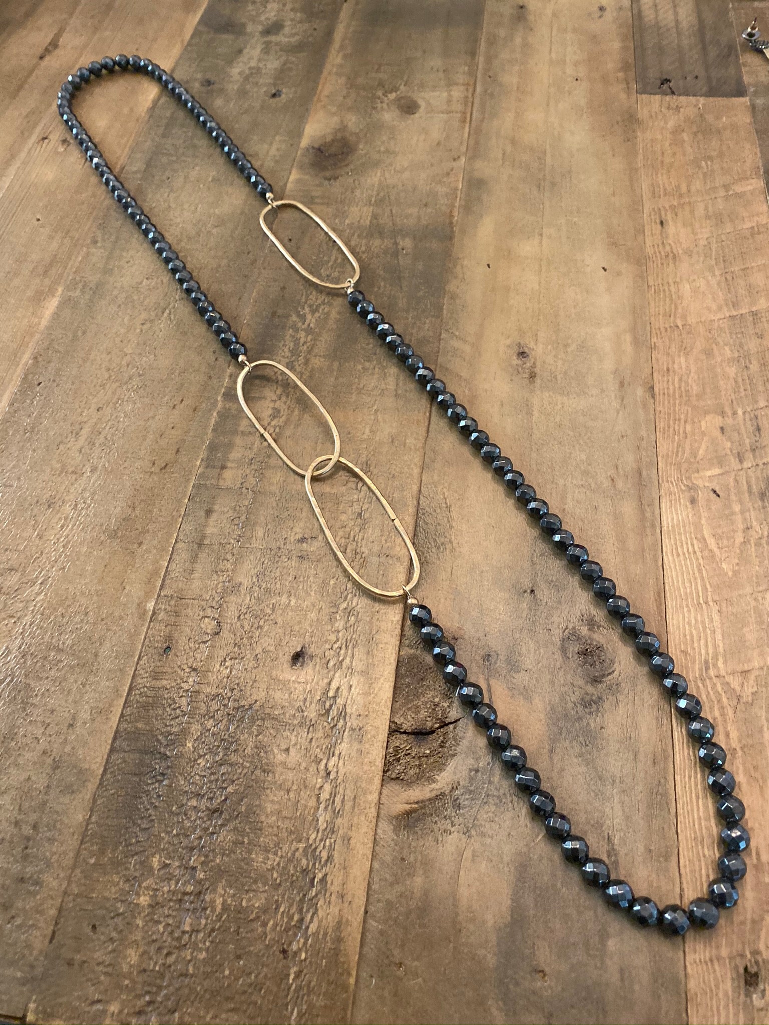 Triple Link Neck Garland