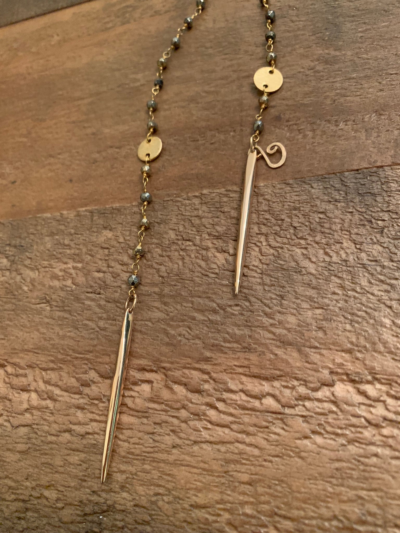 Dual Spike n’ Pyrite NeckGarland