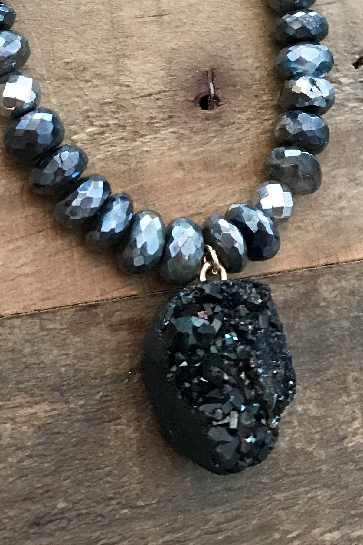 Black n’ Blue Ice Strand