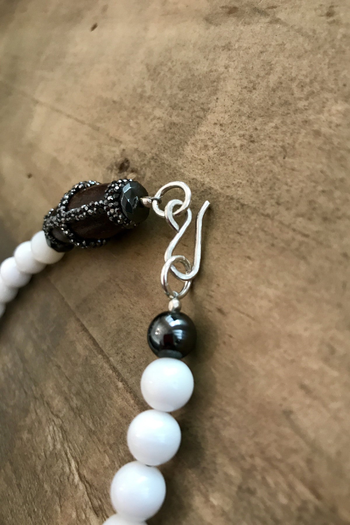 Scenic Woods n’ Turquoise NeckGarland
