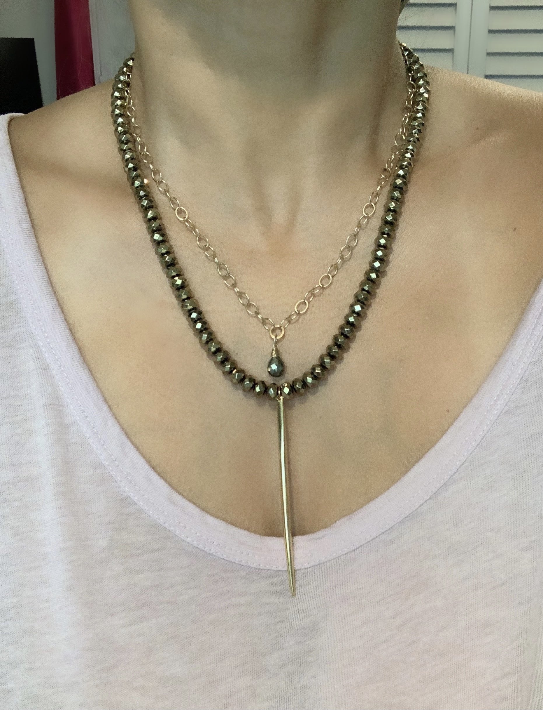 GP Signature Spike Neck Garland