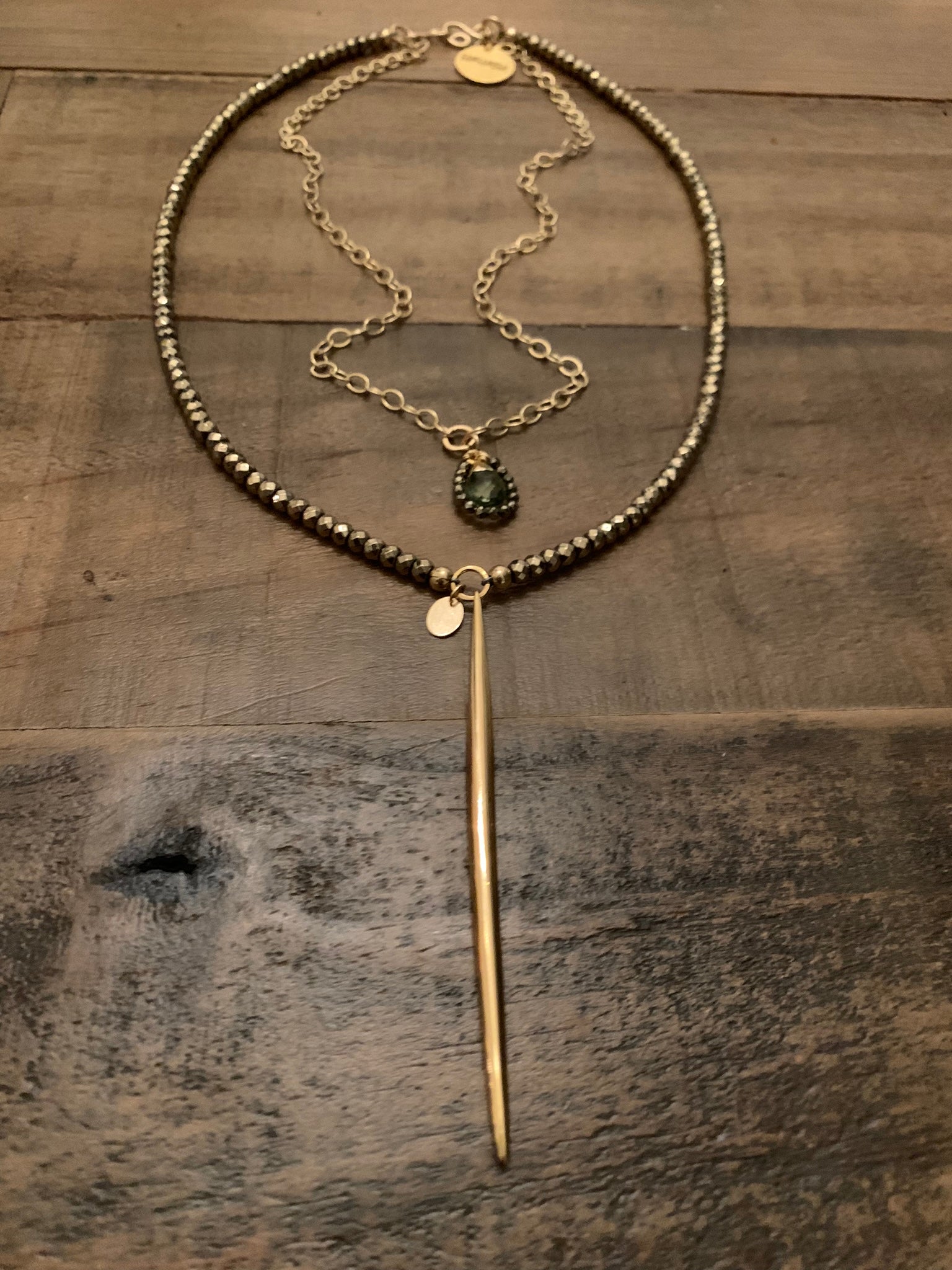 GP Signature Spike Neck Garland