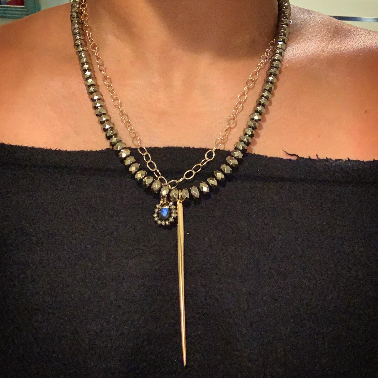 GP Signature Spike Neck Garland