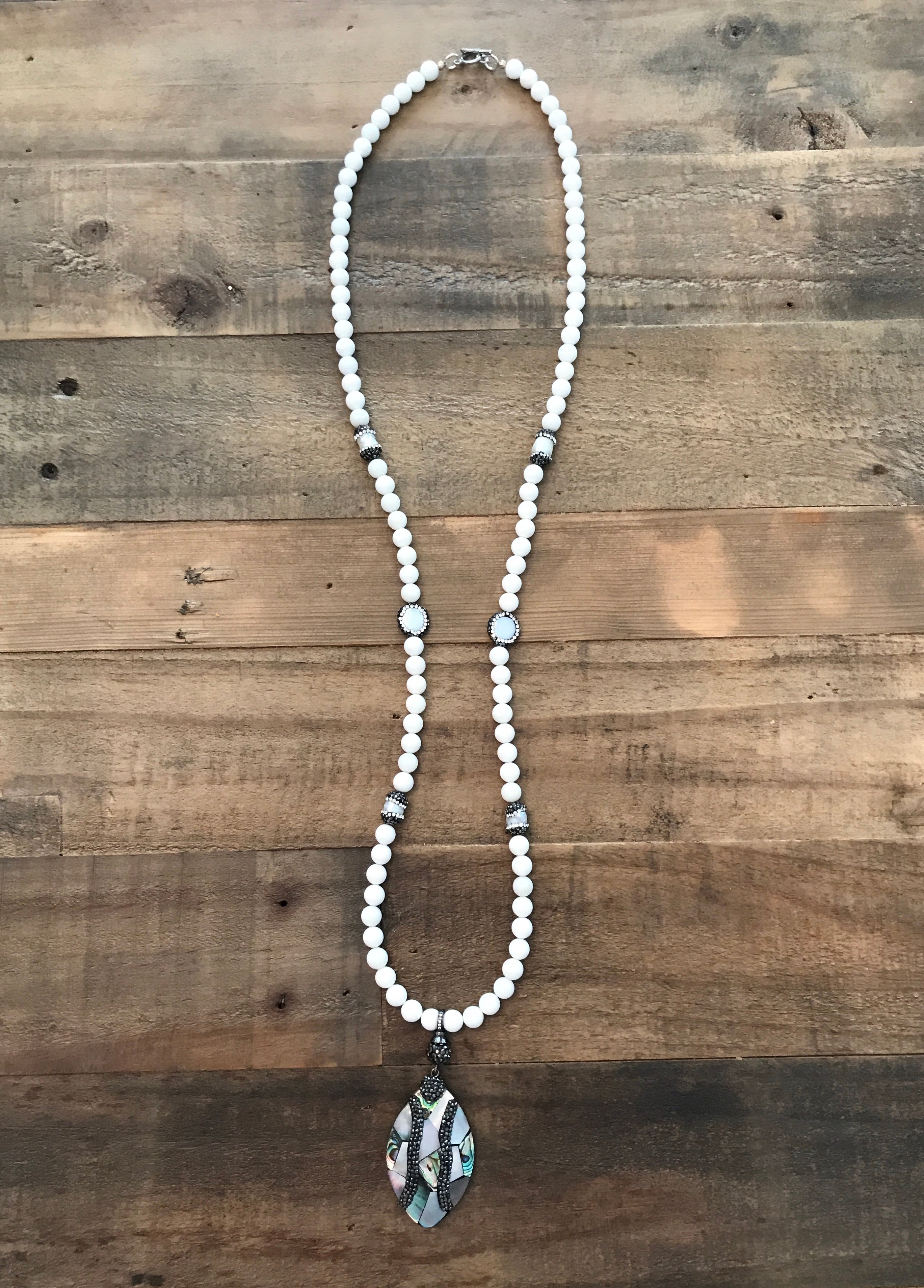 Crystal Dipped Abalone n’ Pearl NeckGarland