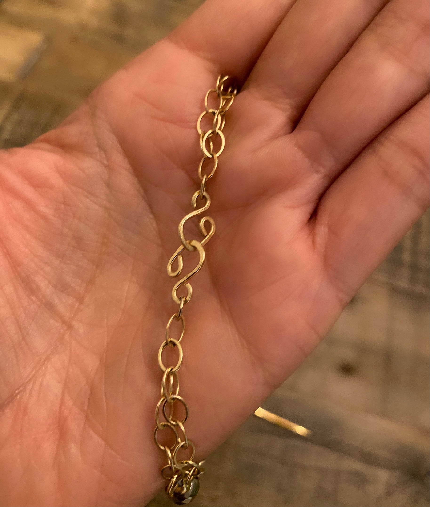 GP Signature Spike Neck Garland