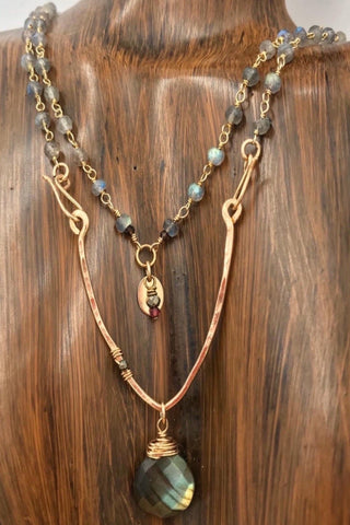 Scenic Woods n’ Turquoise NeckGarland