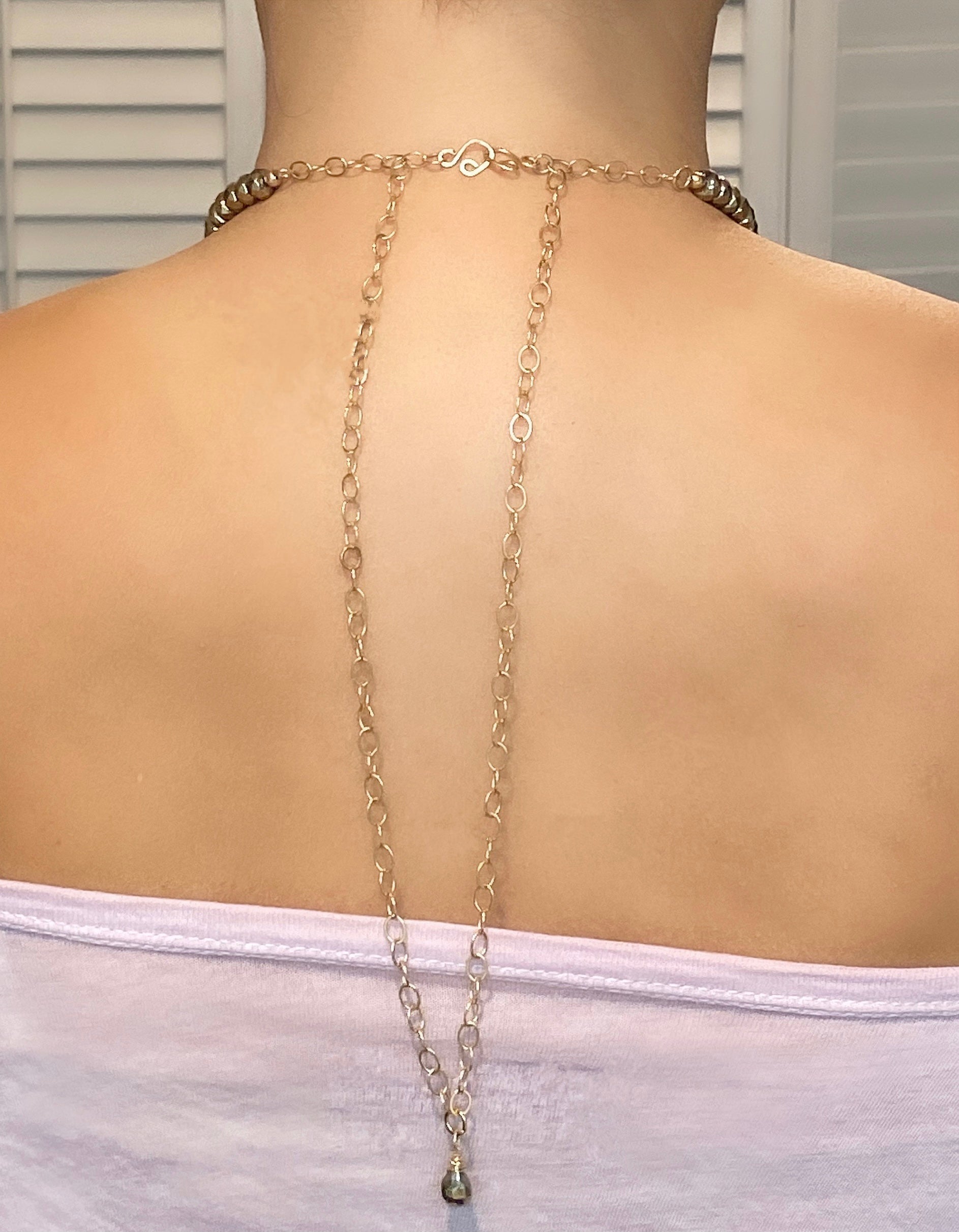 GP Signature Spike Neck Garland