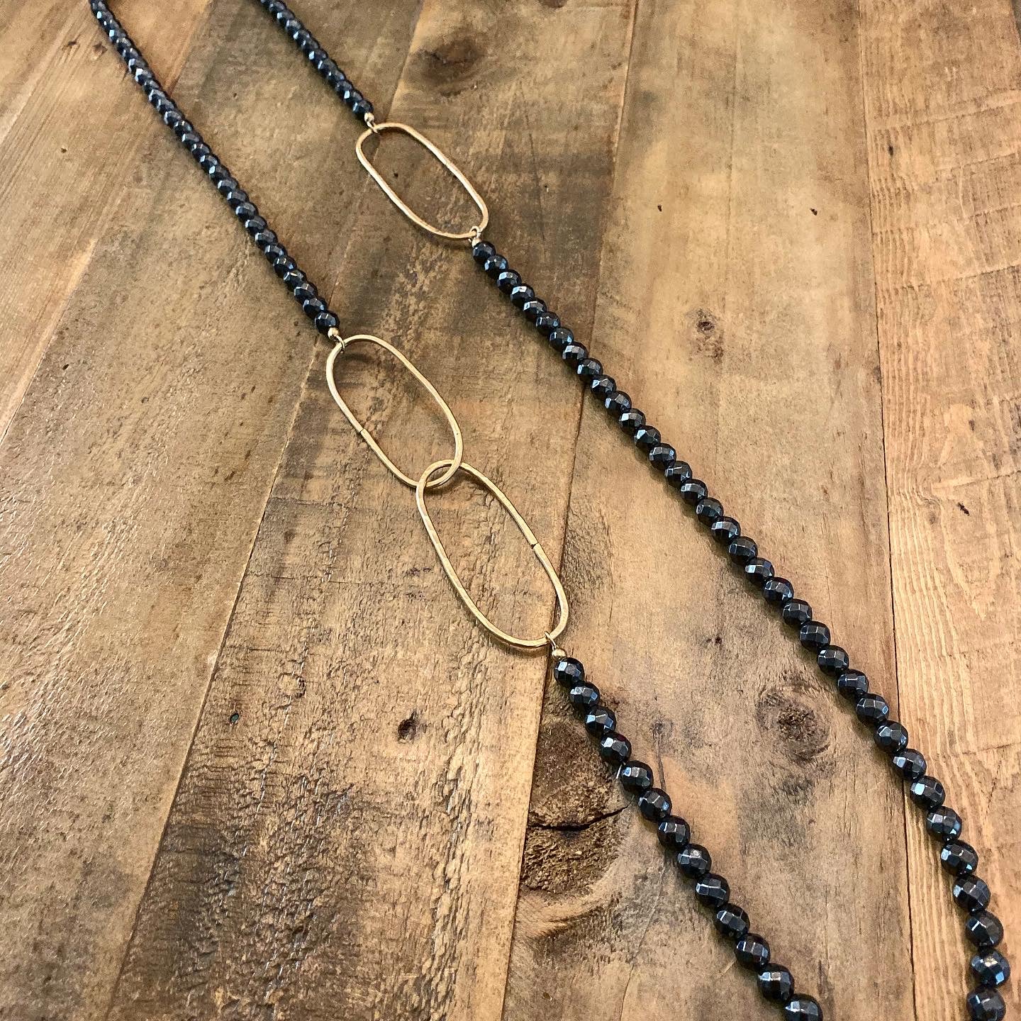 Triple Link Neck Garland