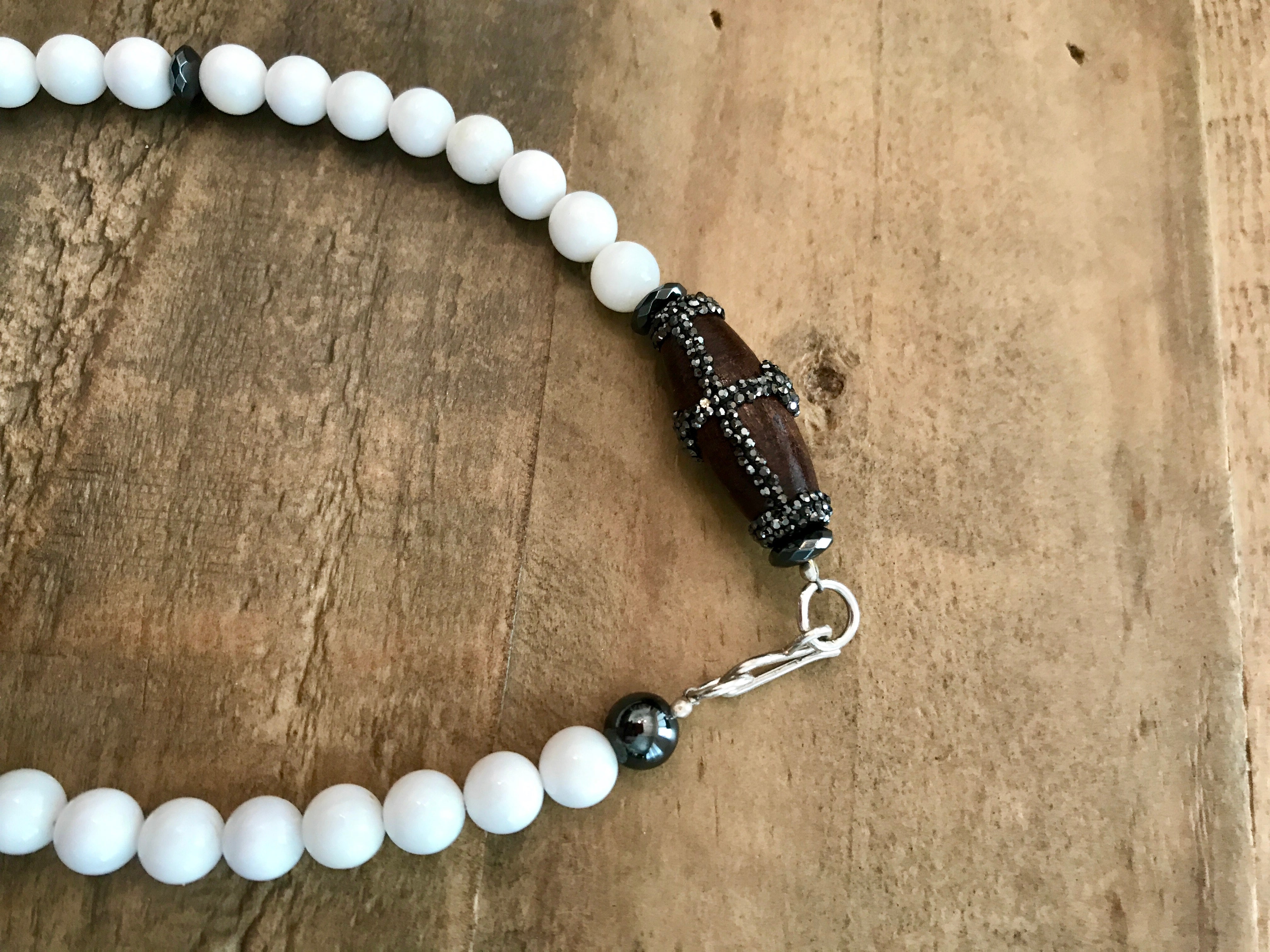 Scenic Woods n’ Turquoise NeckGarland