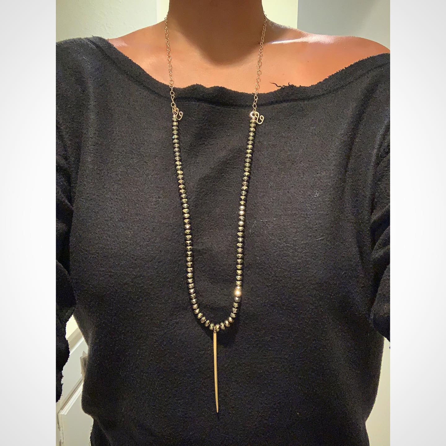 GP Signature Spike Neck Garland