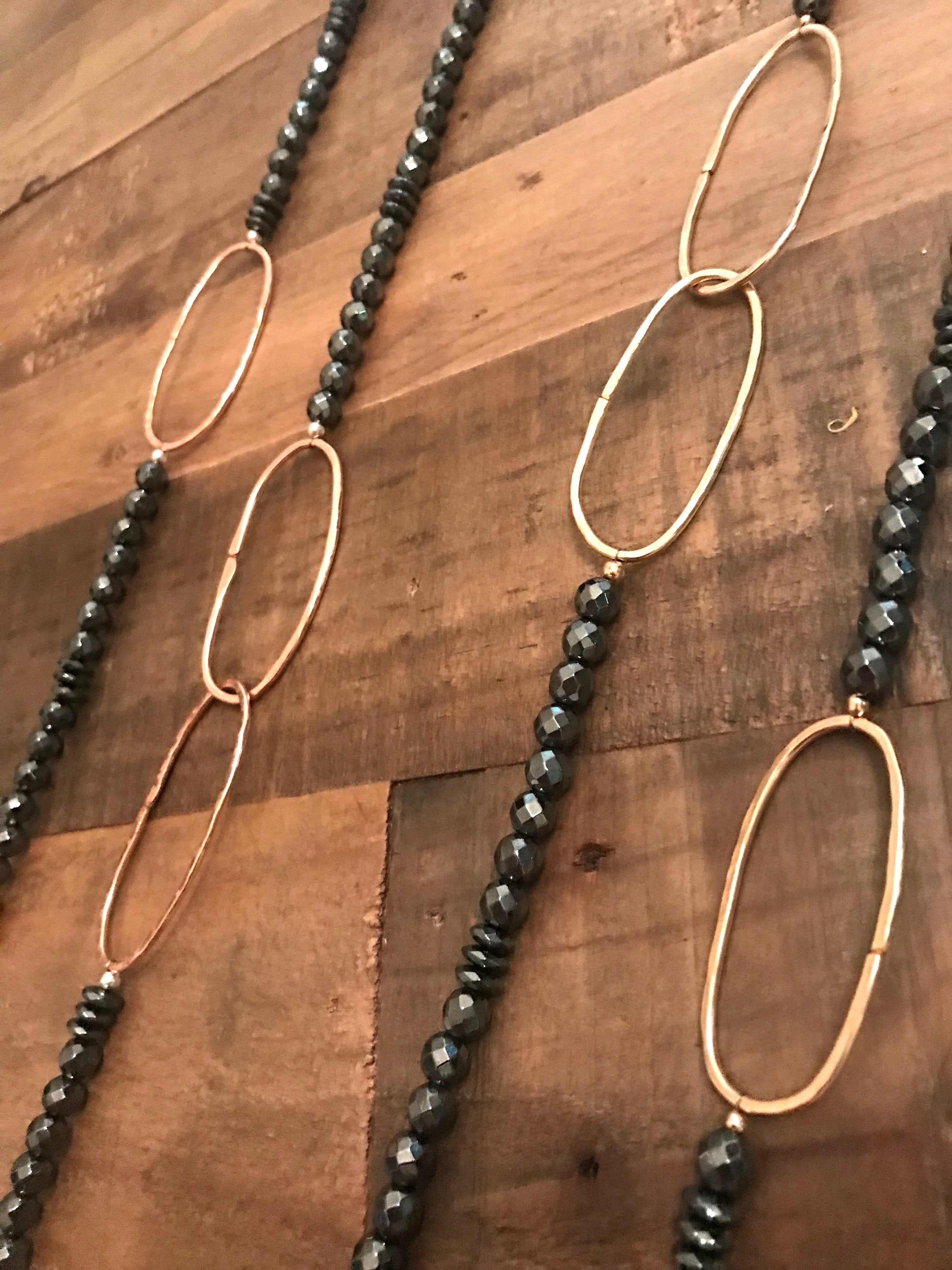 Triple Link Neck Garland