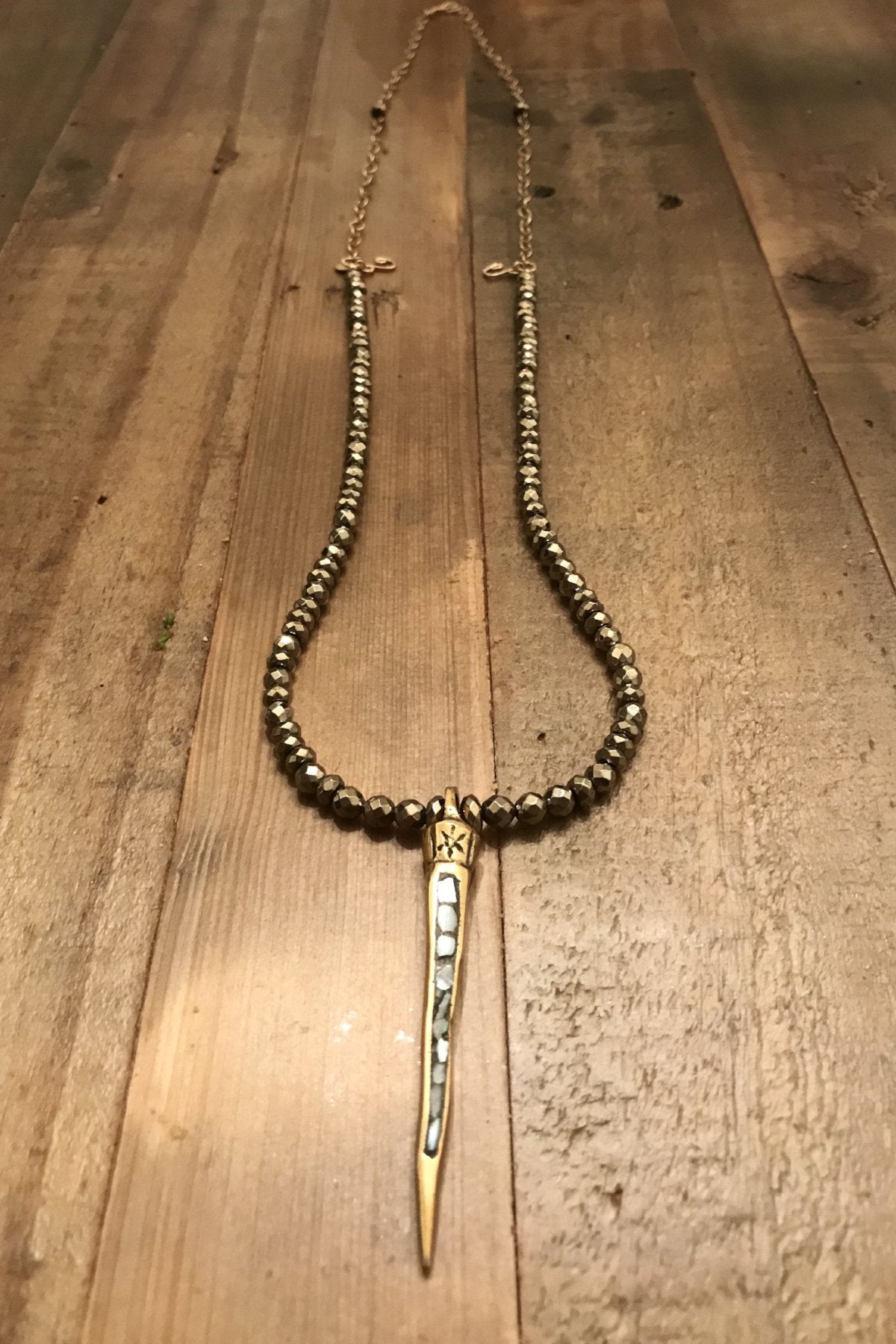 The Queen's Spiked Neck Drape
