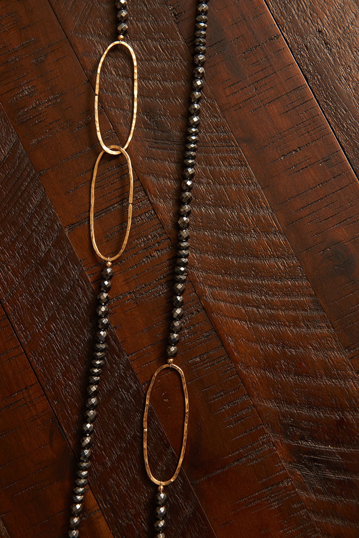 Triple Link Neck Garland