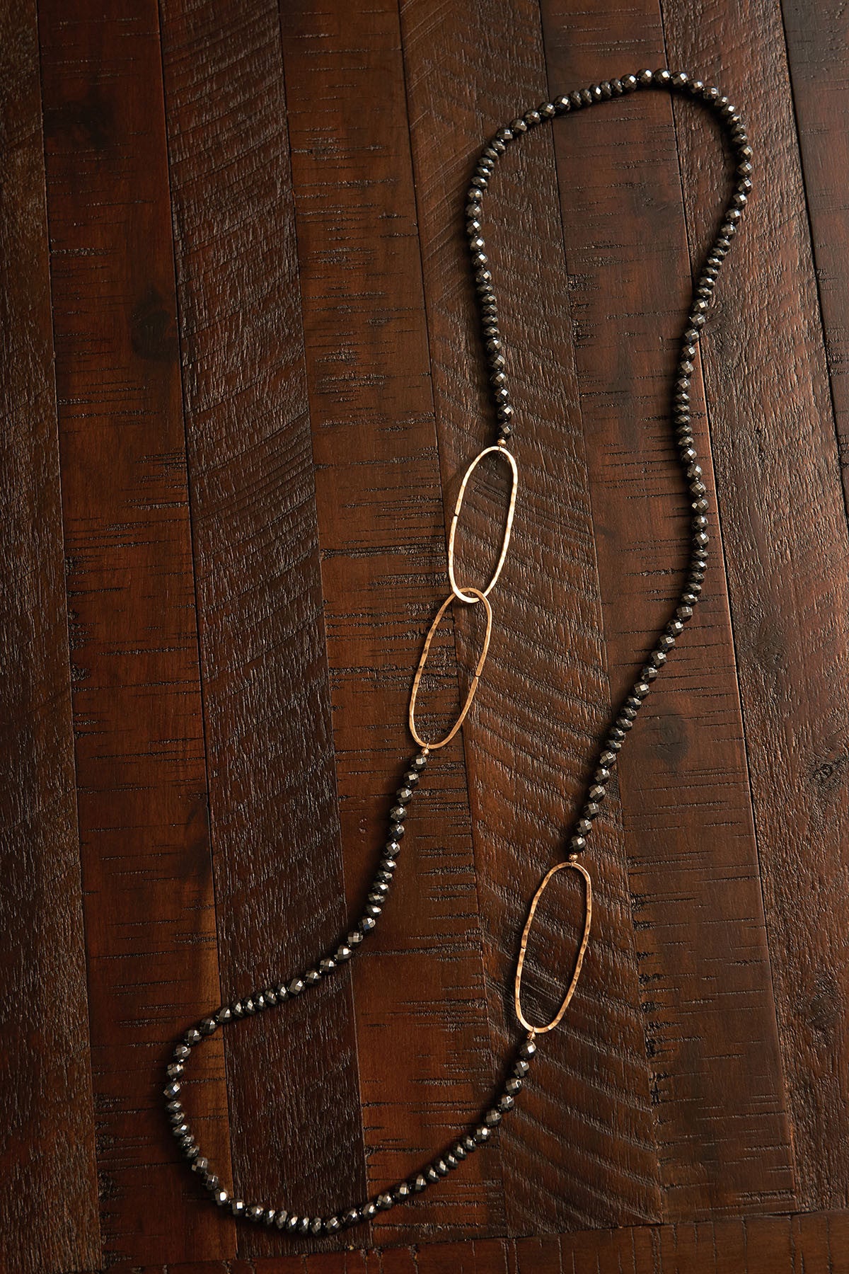 Triple Link Neck Garland